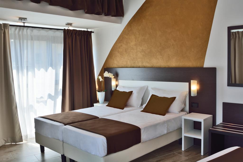Hotel Luxor Florens Exteriör bild