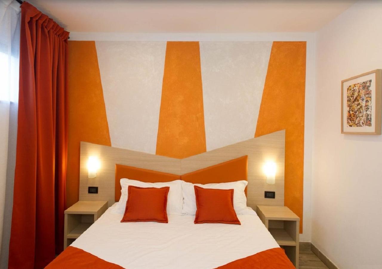 Hotel Luxor Florens Exteriör bild